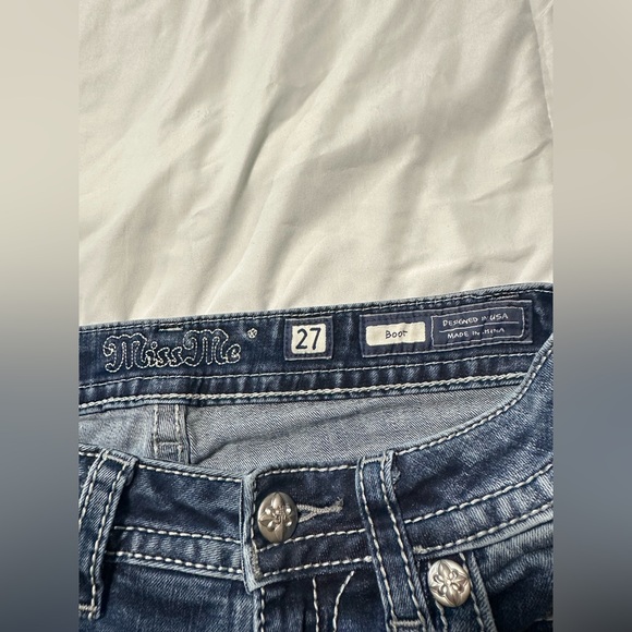 Miss Me Bootcut Mid Rise Stretch Embroidered Studded Jeans Blue Medium Wash 27 - Picture 4 of 13